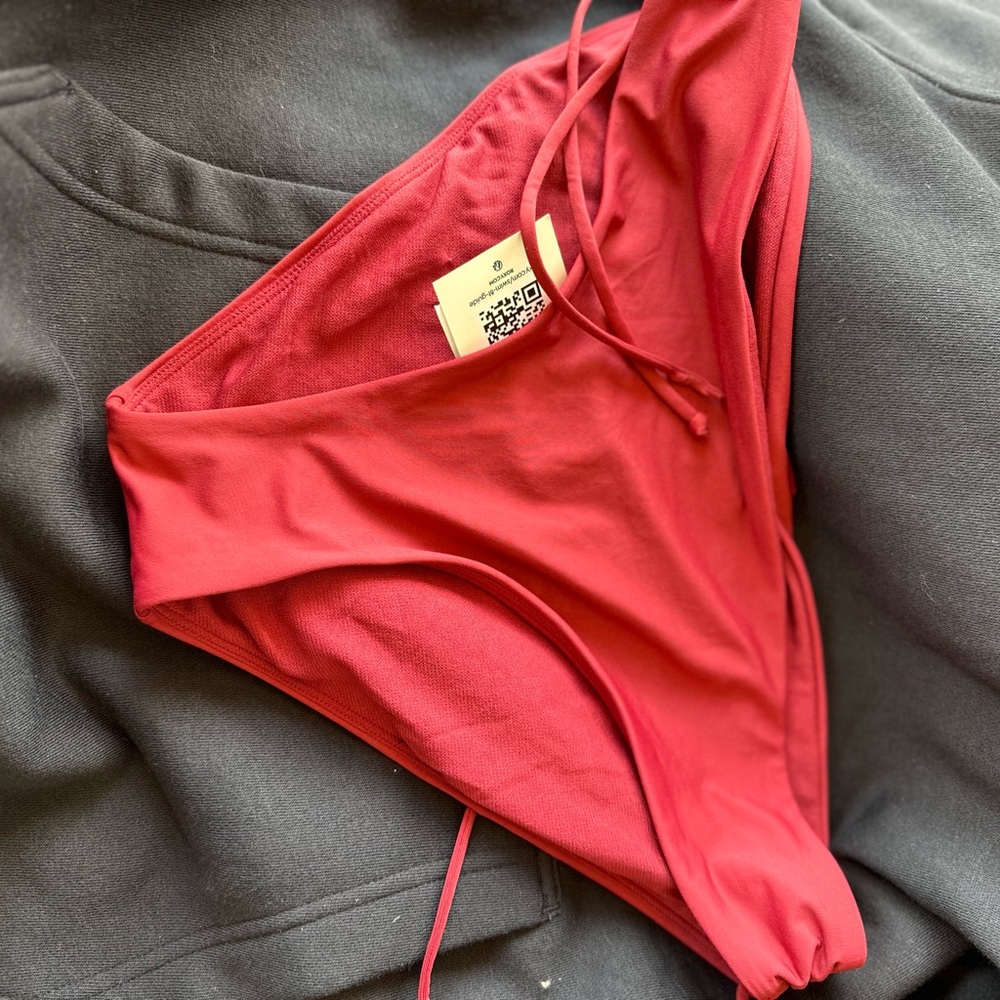 Roxy Women's Standard Solid Beach Classics Full B… - image 3